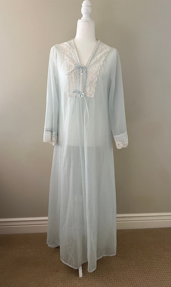 Vintage Baby Blue & Lace Sheer Peignoir Dressing G