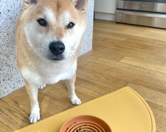 Waterproof Silicone Pet Food Mat | Half Moon Dog Bowl Mat