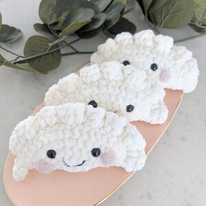 Dumpling // Amigurumi Dumpling // Dumpling Crochet Pattern // Crochet Pattern // Amigurumi Pattern // pdf // instant download