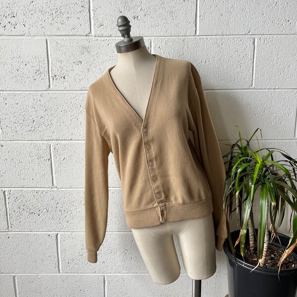 70s CHALLENGER Camel Brown Acrylic Knit V-Neck Cardigan Sweater Sz M