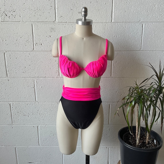 80s LA BLANCA 2pc Hot Pink & Black Heart Shaped P… - image 1