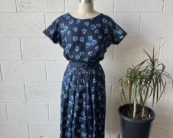 50s REMBRANDT Silk Navy Blue Watercolor Floral Tulip Skirted Cocktail Wiggle Dress Sz M