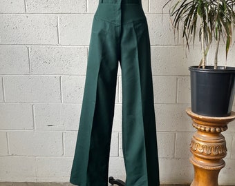 Años 70 Vintage de talle alto bosque verde poliéster novedad bolsillo pierna ancha pantalones inferiores de campana 28" cintura