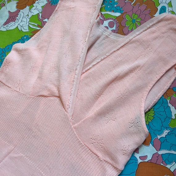 40s Vintage Pastel Pink Ribbed Knit Waist Starbur… - image 4