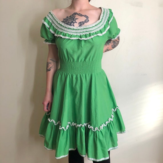 70s Vintage Green & White Square Dancing Prairie P