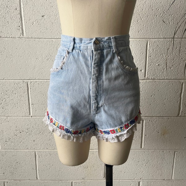 Ruffle Solid Color Low Waist Shorts