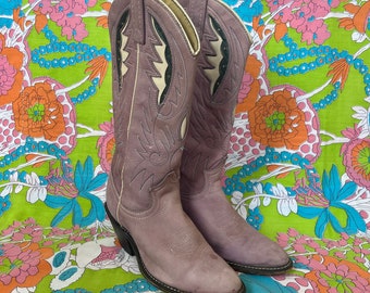 70s ACME Pastel Lavender Purple White Suede Leather Heeled Wooden Soled Cowboy Boots Sz 6.5
