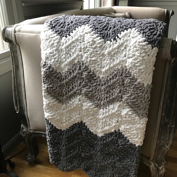 Chunky Throw Blanket, Cozy Large Crochet Blanket, Afghan, Scalloped Chevron Pattern