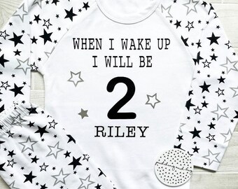 Personalizado, Cuando me despierte estaré en pijama, primero, segundo cumpleaños pjs, 1er, 2do cumpleaños, cumpleañero