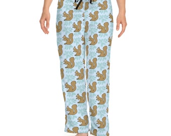 Winter Squirrel Evergreen Leaves Women's Pajama Pants