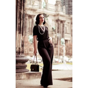Elegant loose fitting couture cashmere blend trousers