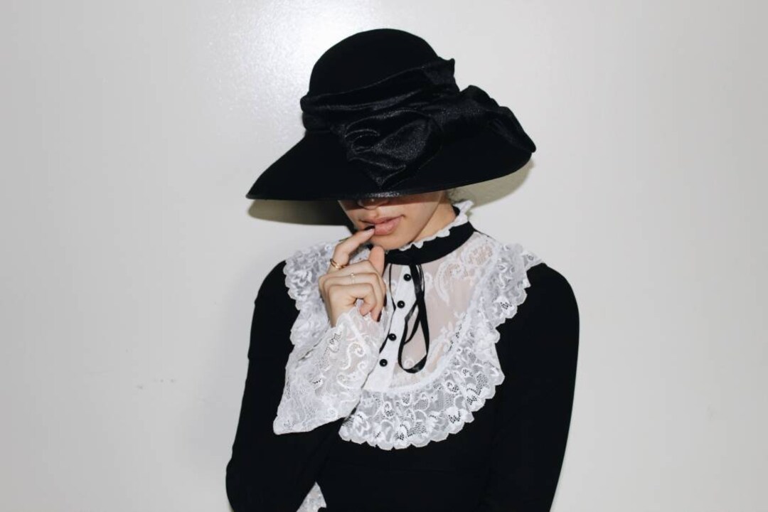 Anatelier アナトリエ クラシカル リボンフェルトハット FUNALIVE 帽子 ハット PAGE ONE ポリジュートフリルHAT