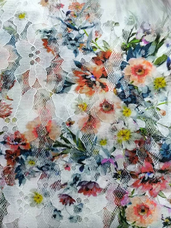 A Gorgeous 60s Inspired Lace Boat Neck Audrey Hepburn Flower