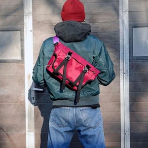 EVERYDAY Bag 3.1 + MOD 2 // Messenger bag with Cobra® Buckles // X-pac™ Vx21 // 17 colors to choose! / Techwear sling bag shoulder bag EDC