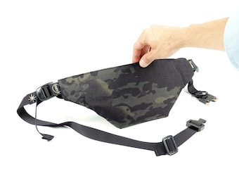 MOONROCK Minimalistic Waistpack | Slingbag | Fannypack // Multicam® Black Cordura® 500d // with AustriAlpin 1" Cobra® buckle