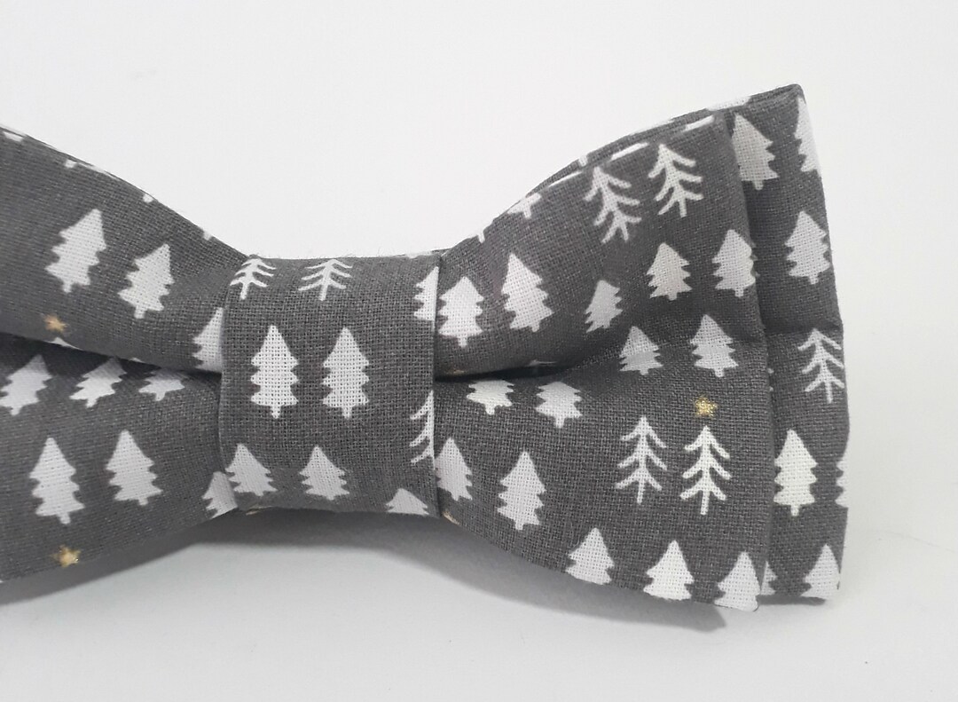 Grey Christmas Bow Tie / Christmas Tree Bow Tie / Boy Christmas Outfit