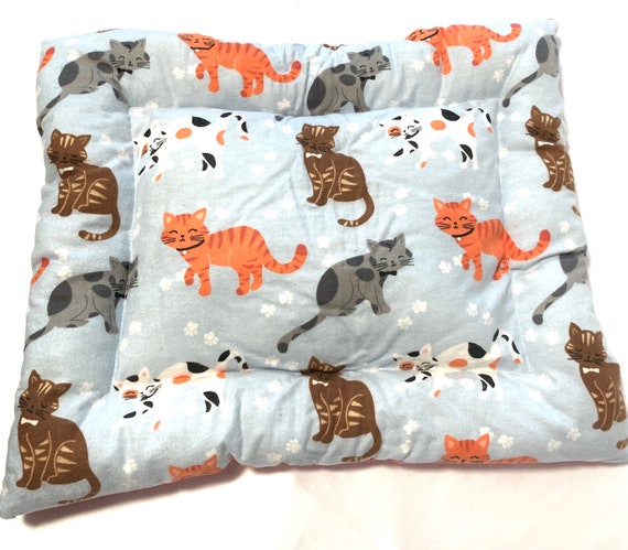 Happy Cats catnip pillow