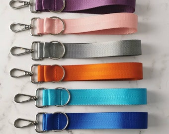 Seatbelt keyring, wrist strap key lanyard, clip on key ring