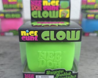 NEEDOH Cube original Squish Glows in the dark