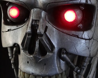 ターミネーター T800 エンドスカル：実物大ライトアップ T-800 スカル