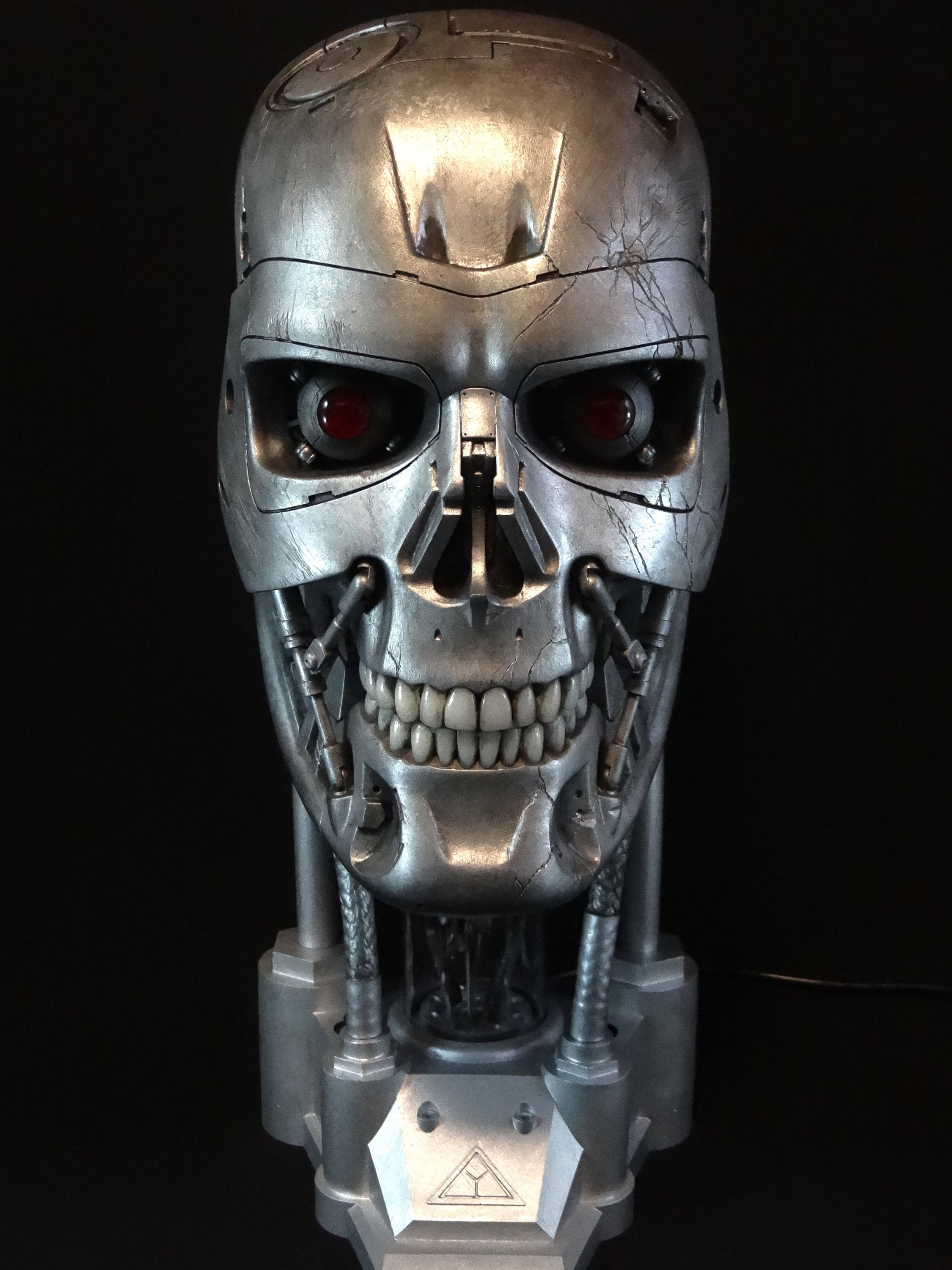 Terminator T800 Endoskull 1:1 Endoskeleton Head Bust Terminator Skull  Life-size Light-up -  Canada