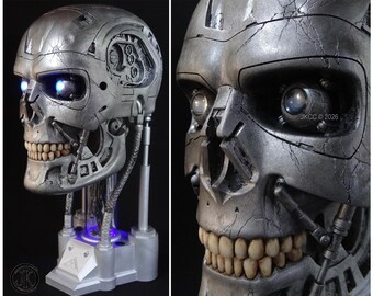 Terminator T800 Endoskull: Life-size Light-up T-800 Endoskeleton
