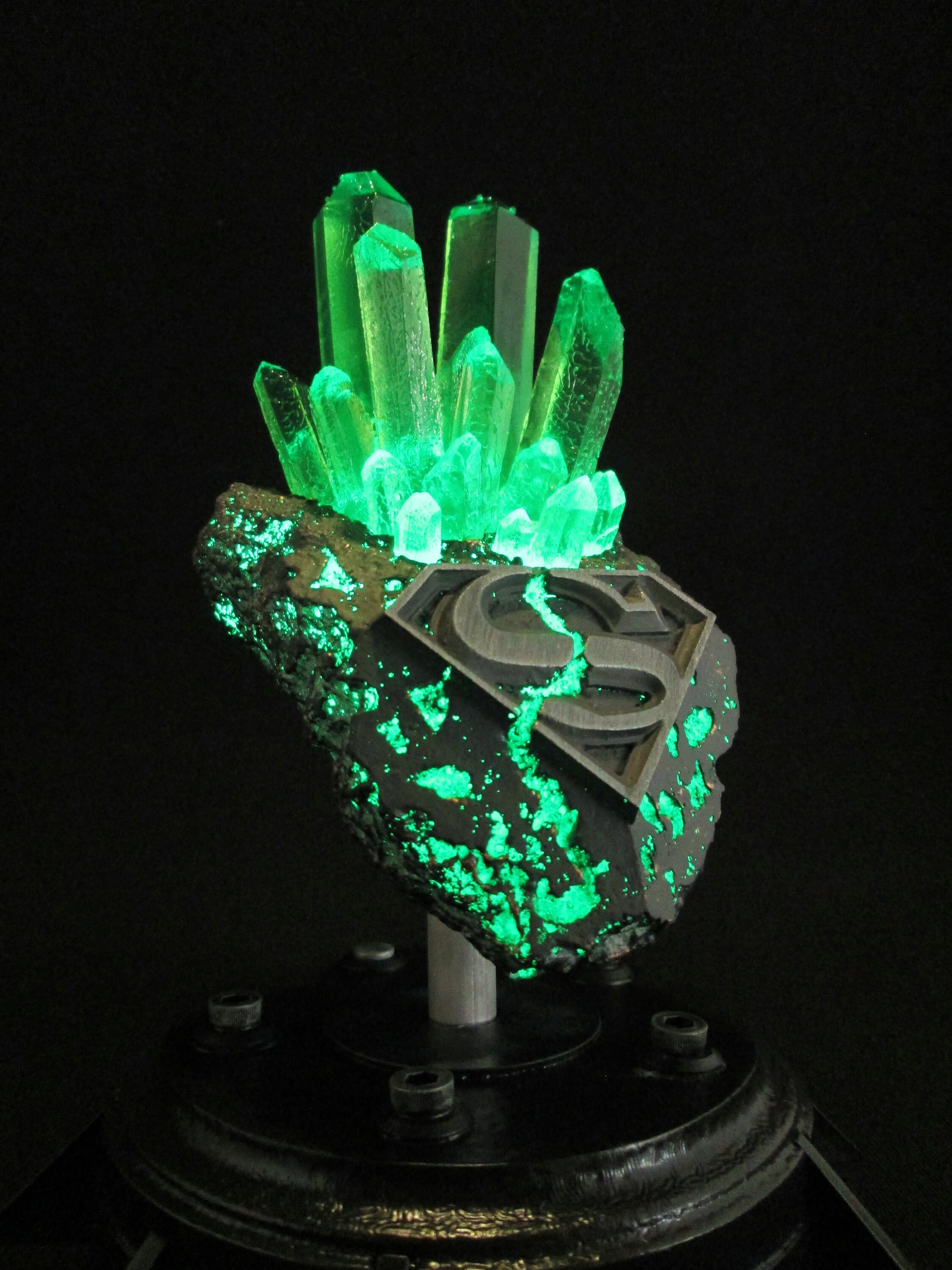 Kryptonite Crystal Meteor Rock Replica With LED Light up Glow Etsy