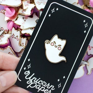 High Five Cat Ghost Enamel Pin // Ghost Kitty Enamel pin // Halloween, Fall, Witchy, Kawaii Spooky Gift