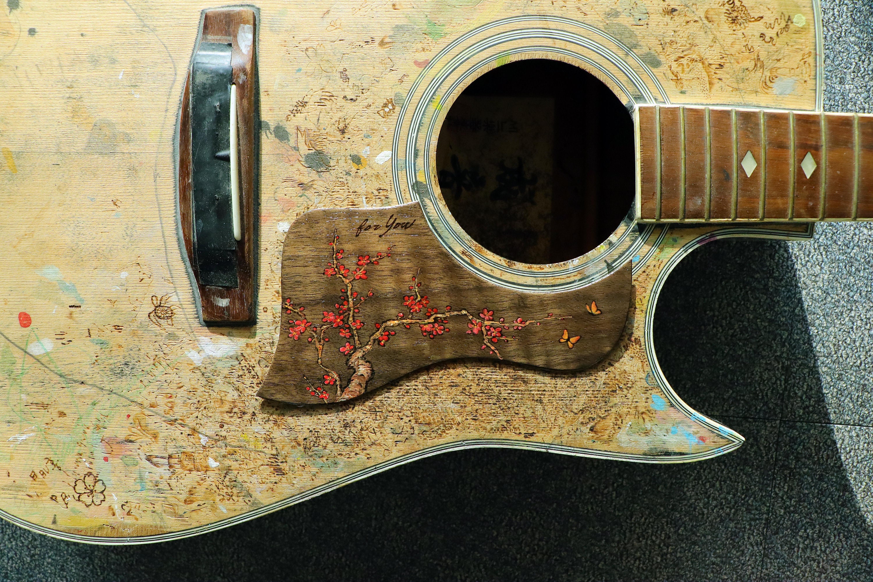 Abaodam Gitaar Slagplaat Materiaal - 44x29cm - 3mm Dik - Schildpad Design - Zelfklevend