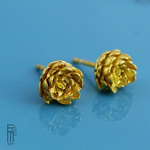 Small succulent stud earrings in gold, handmade flower earrings in silver plated, cactus flower jewelry, cast natural jewelry earrings