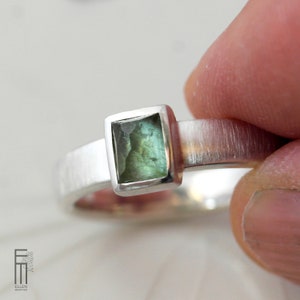 Men&#39;s ring with green tourmaline, silver ring for men with stone, handmade jewelry with natural tourmaline, large ring - ring size 10.5