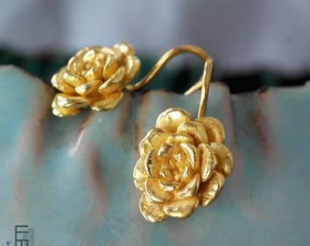 large succulent earrings gold, sedum dangle earrings, floral earrings gold plated silver, cactus flower earrings, nature inspired jewelry