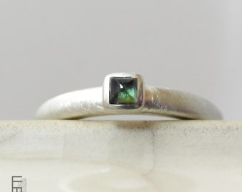 custom made tourmaline ring silver 925, simple silver ring with dark green stone, minimalist ring with natural gemstone, tourmaline jewelry