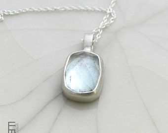 light blue aquamarine pendant made of silver, real aquamarine necklace, rectangular pendant with natural gemstone, unique artisan jewelry