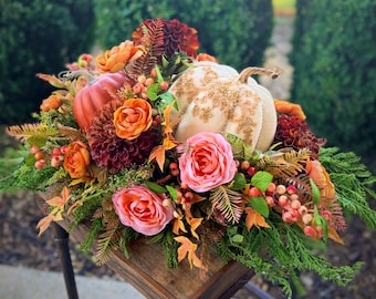 Handcrafted Velvet Pumpkin Floral Centerpiece | Autumn Dahlia Thanksgiving Table Decor, Glam pumpkin decor