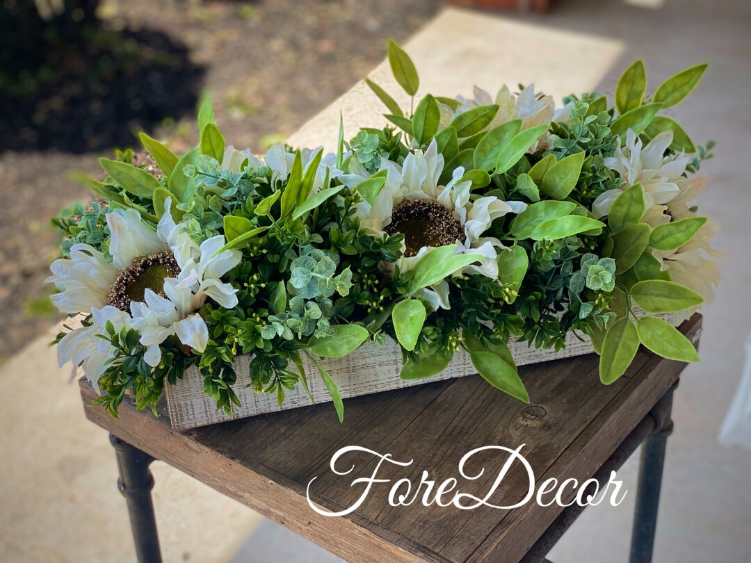 Cottage Style Centerpiece, Dining Table Centerpiece, Country Sunflower