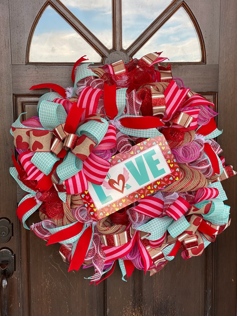 Valentine wreath, valentine swag, Valentine Decorations, valentine Front Door Wreath, Valentines Day wreath, Valentines Day Swag, wreath image 1