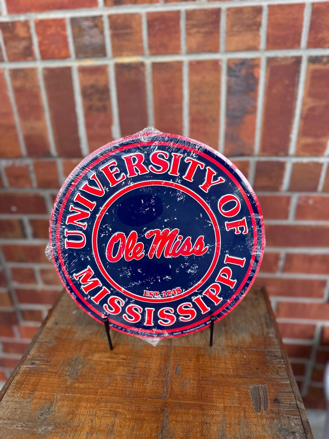 Ole Signs Ole Miss Wreath Sign: Embossed Aluminum University of Mississippi Decor ...