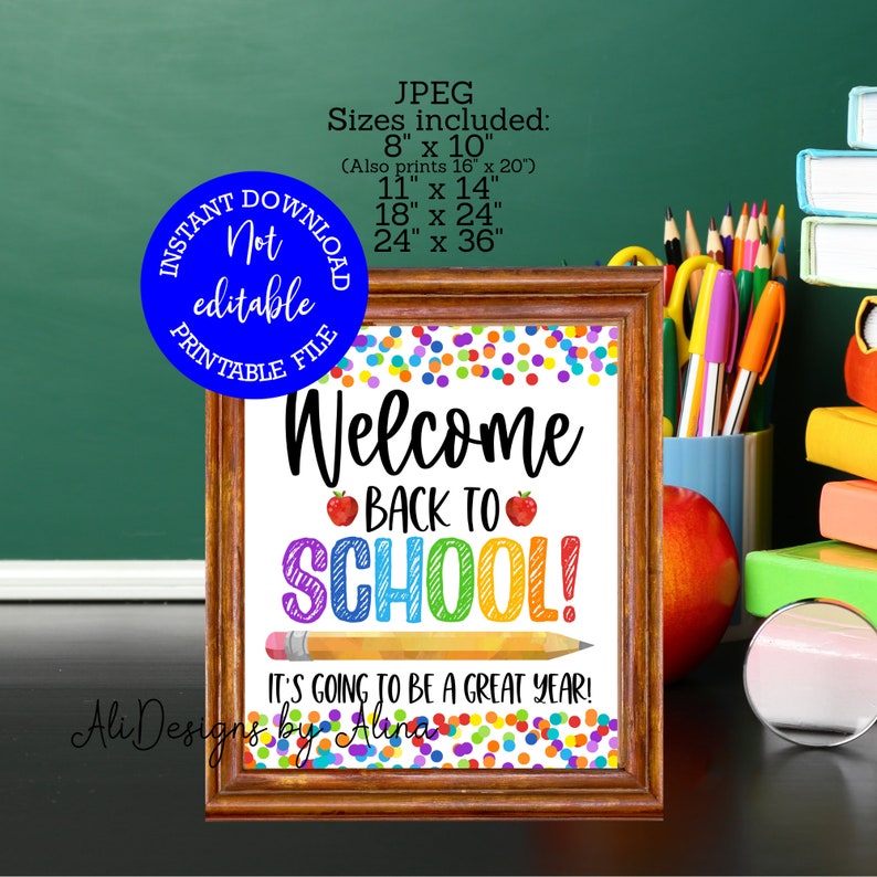 Peut inclure: Une affiche imprimable de bienvenue &agrave; l'&eacute;cole avec un fond de confettis color&eacute;s, un crayon de couleur arc-en-ciel et des pommes rouges. Le texte dit "Bienvenue &agrave; l'&eacute;cole ! Ce sera une super ann&eacute;e !"