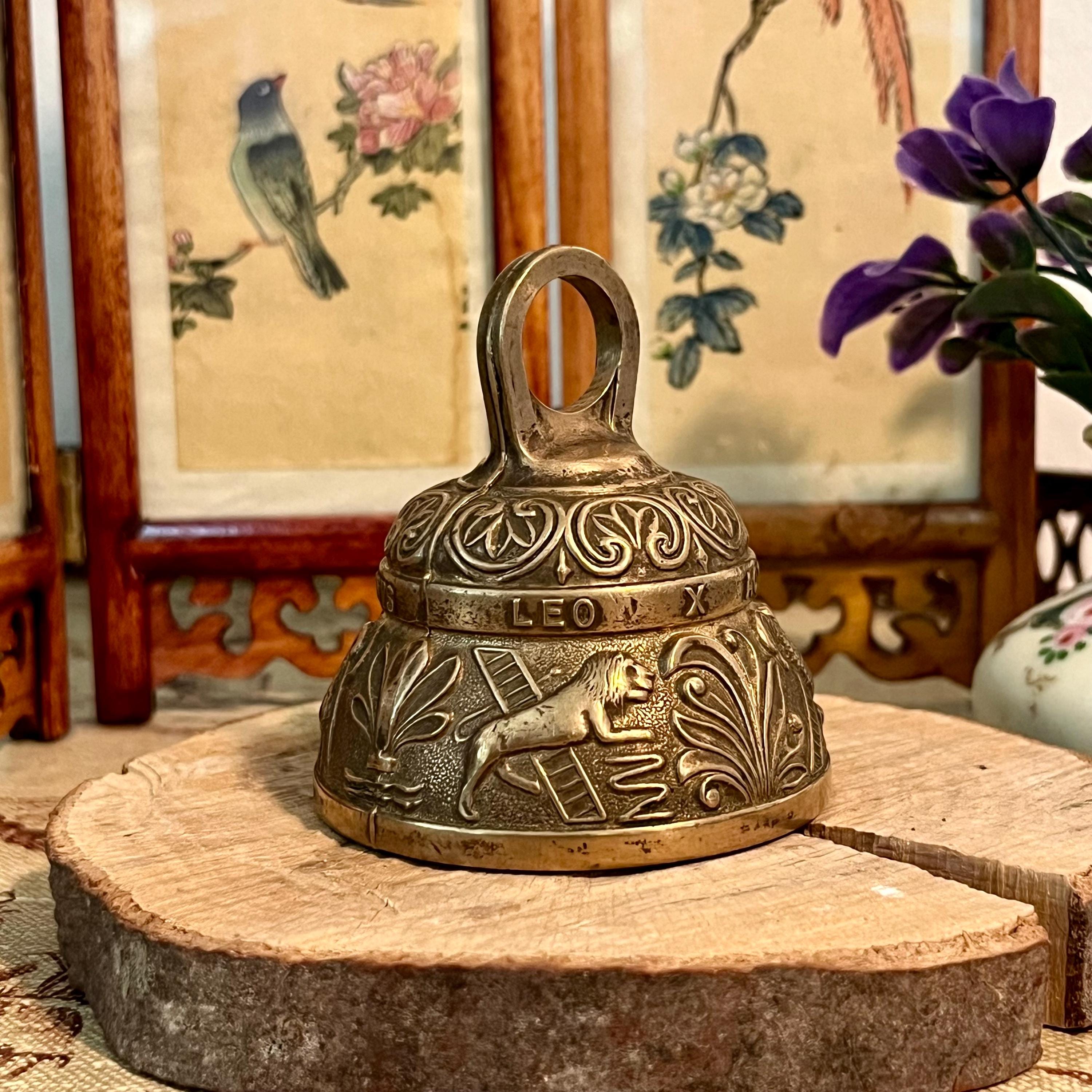 ベル　真鍮製　アンティーク　レトロ　古物　紐付　絵柄　刻印　鷲 il_fullxfull.6954770550_mph8.jpg