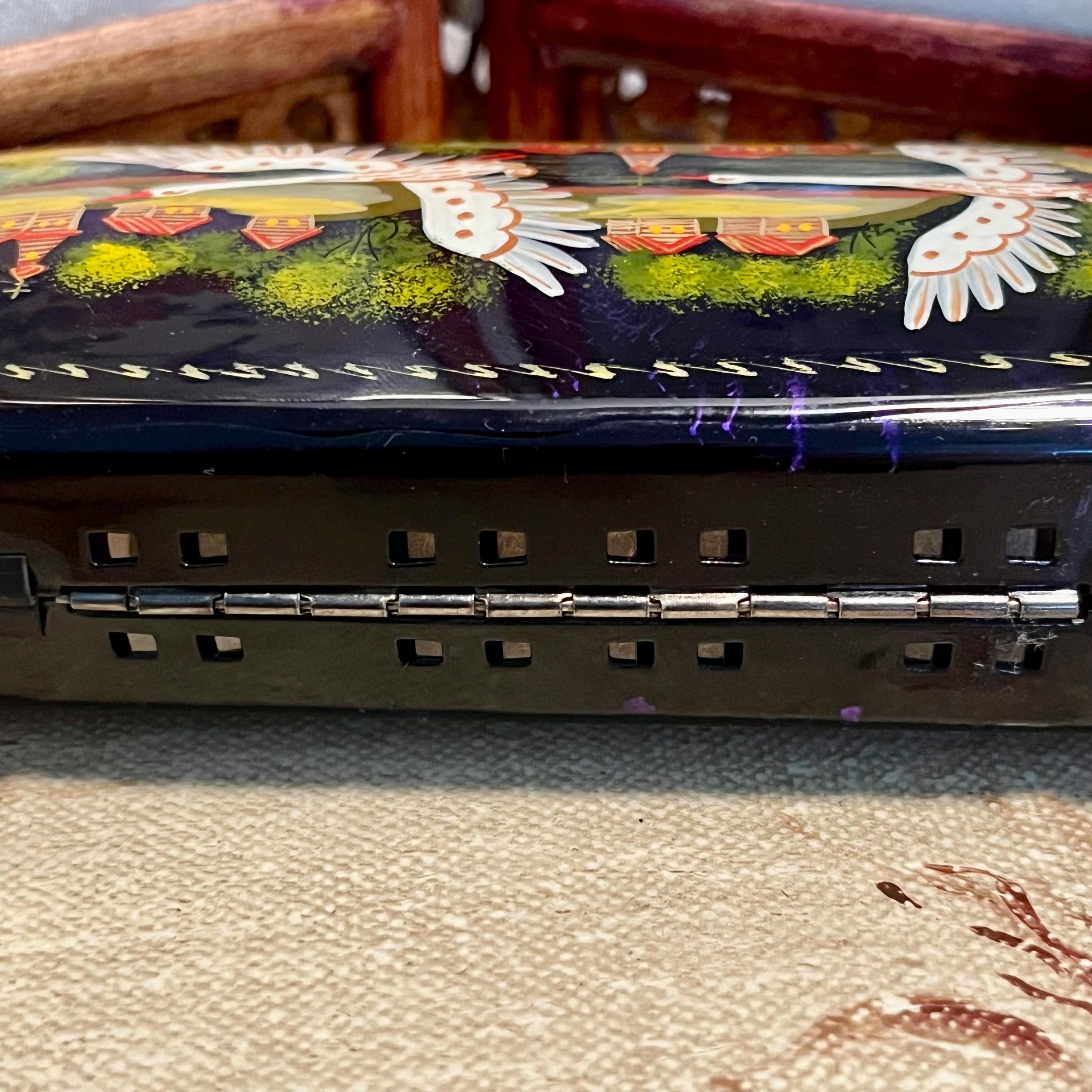 Hand-painted Russian Lacquer Eyeglasses Case – Village Scene With