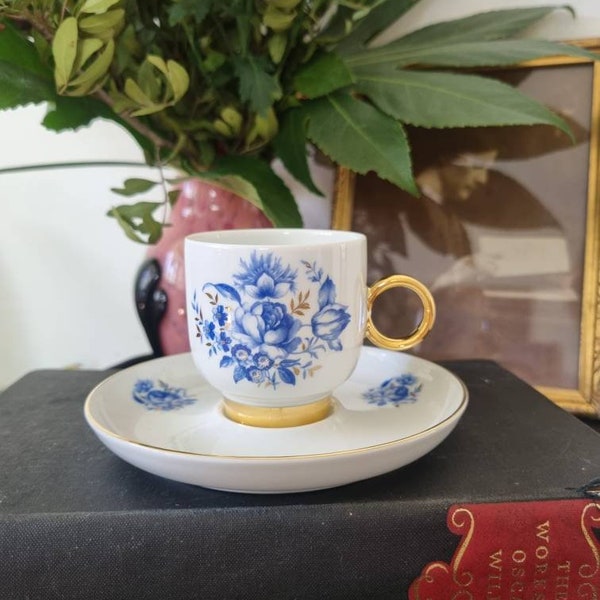 Very Pretty Arabia Finland vintage Espresso Cup And Saucer