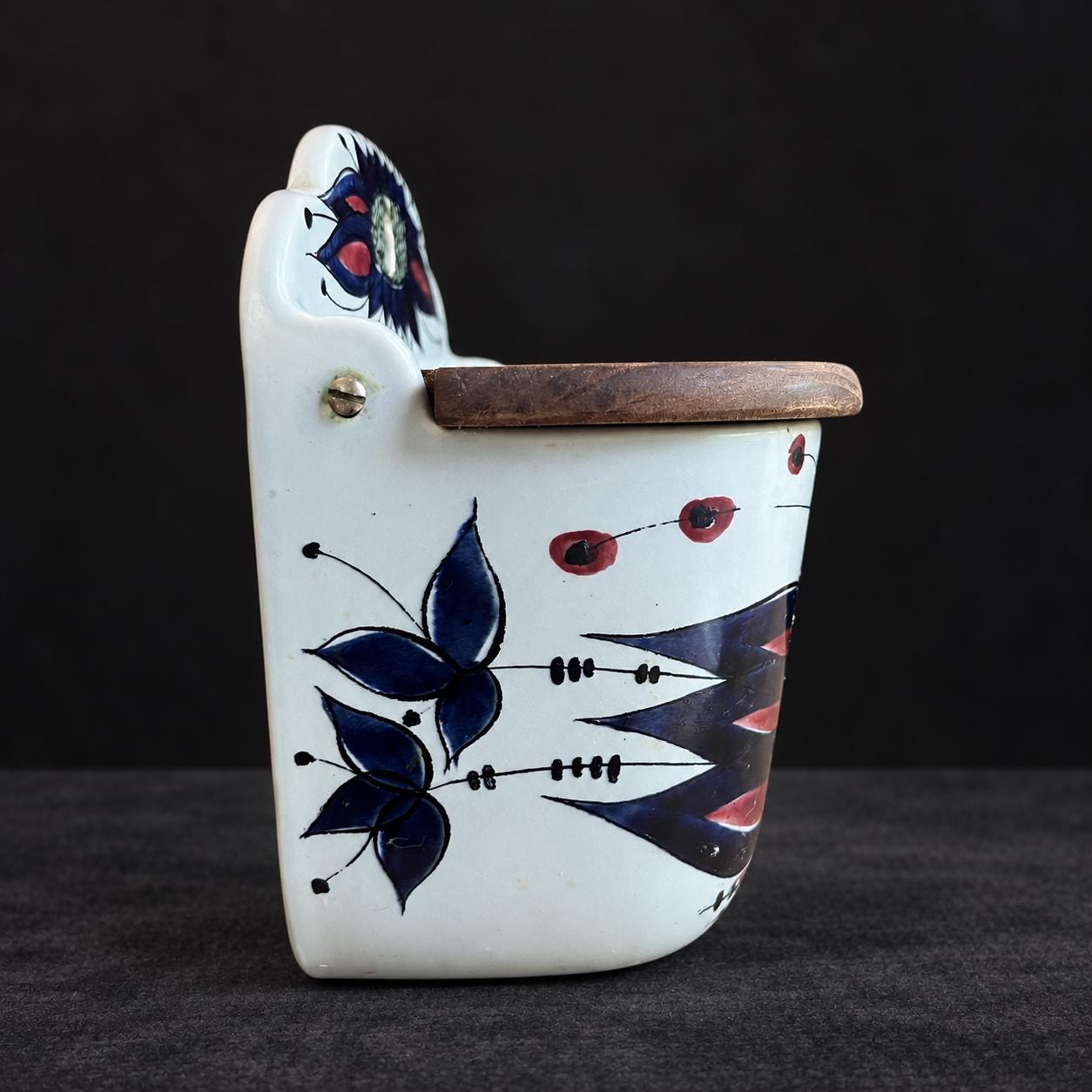 Royal Copenhagen Tenera Salt Box 132/261, Beth Breyen Crazy Bird