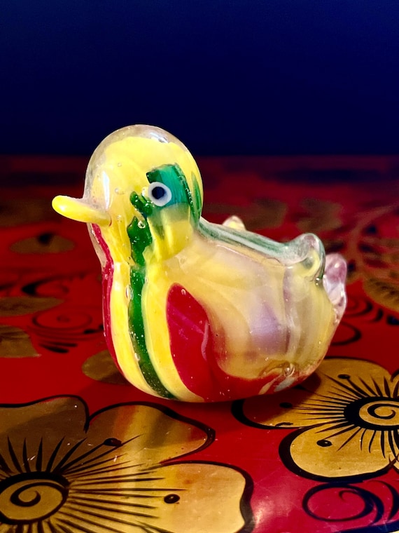 ヴィンテージのムラーノガラスの鳥の置物：カラフルなイタリアの装飾