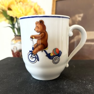 Very Cute Vintage Royal Copenhagen ‘Julius’ Children’s Cup