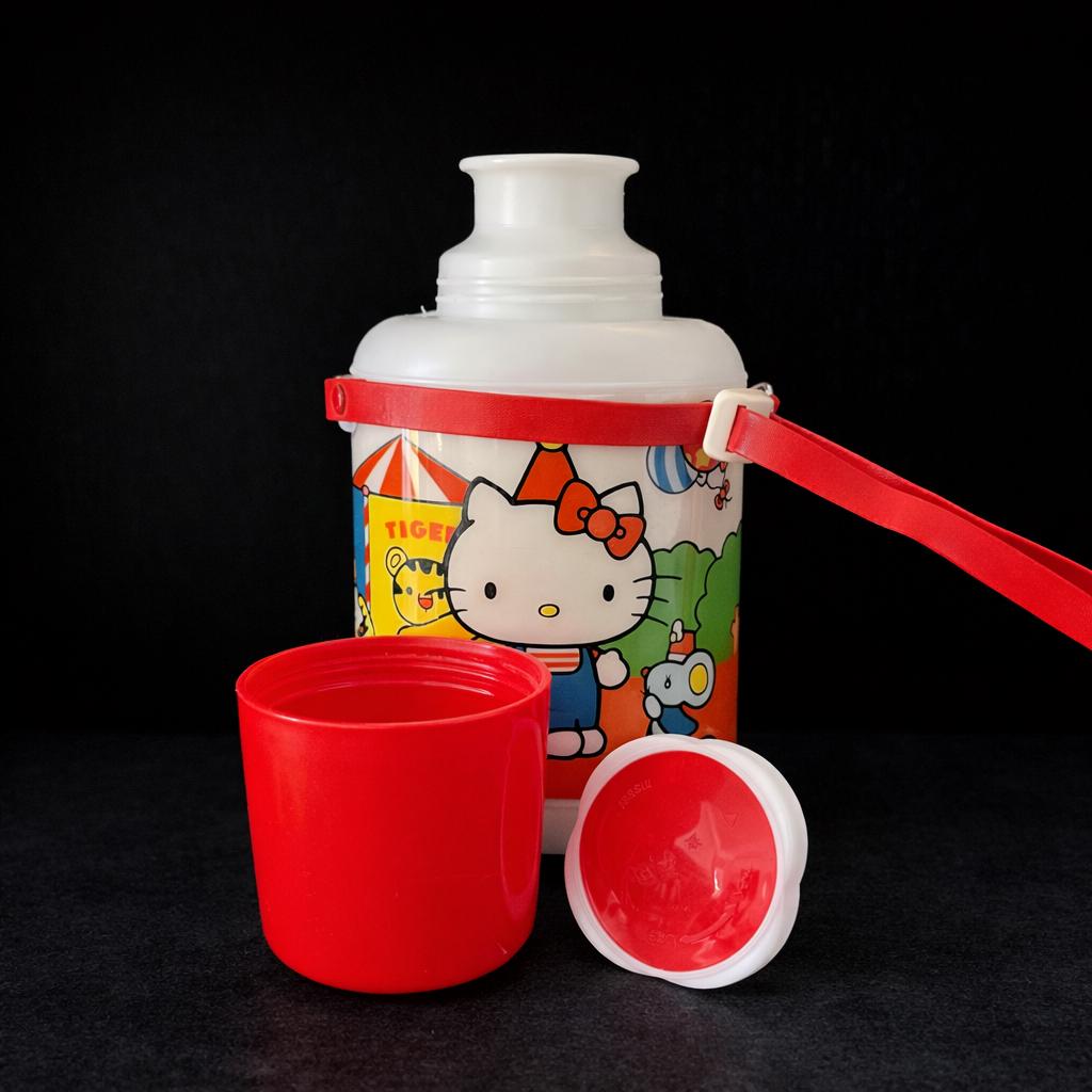 Vintage 1976 Hello Kitty Thermos Bottle – Sanrio Japan – Circus