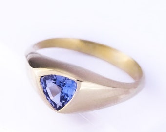 Unique Tanzanite Triangle Solitaire Engagement Ring 14K Solid Gold Minimalist Geometric Anniversary Ring Sizes 4 - 10