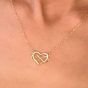 14K Gold Infinity Heart Pendant Necklace