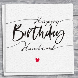 Tarjeta de cumpleaños cuadrada hecha a mano para el marido, detalle del corazón rojo con guiones, saludos personalizados