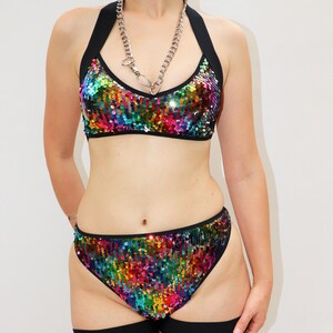 Rainbow Set, Rainbow Sequin Bra, Festival Bralette, Rave Outfit, Rainbow Festival Tops, Rave Set, Rave Bralette, EDC Outfit, Envío gratis